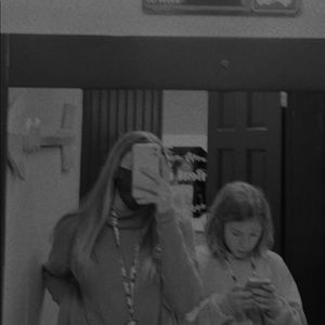 Meet your Posher, Chloe